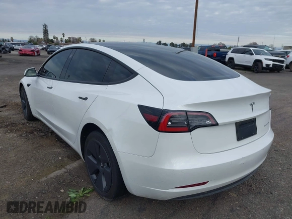 2022 Tesla Model 3 Long Range with VIN 5YJ3E1EB5NF364678, listed as a IAAI auction lot 41570361 with 17,792 mi miles. Bid and sale history available at carsss.com. Image 3.