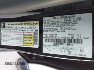 2017 Ford Fusion SE z VIN 3FA6P0HD6HR163041, wystawiony jako IAAI lot #42018701 z przebiegiem 124 271 mil mil oraz . Historia ofert i sprzedaży dostępna na DreamBid. Obrazek 9.