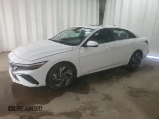 2025 Hyundai Elantra SEL Convenience z VIN KMHLS4DG7SU856361, wystawiony jako Copart lot #61038985 z przebiegiem 23 184 mil mil oraz Czysty tytuł • Clean title. Historia ofert i sprzedaży dostępna na DreamBid. Obrazek 1.