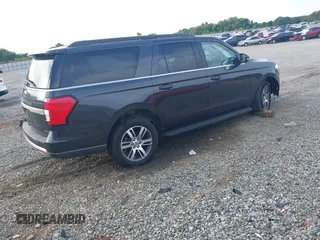 2024 Ford Expedition Max XLT z VIN 1FMJK1H83REA85832, wystawiony jako IAAI lot #42377714 z przebiegiem 3 244 mil mil oraz . Historia ofert i sprzedaży dostępna na DreamBid. Obrazek 4.