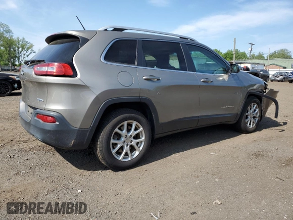 2017 Jeep Cherokee Latitude z VIN 1C4PJMCB3HW602710, wystawiony jako Copart lot #59660665 z przebiegiem 119 158 mil mil oraz Szkoda całkowita • Salvage title. Historia ofert i sprzedaży dostępna na DreamBid. Obrazek 3.