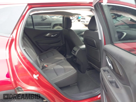 2024 GMC Terrain SLE z VIN 3GKALMEG9RL302058, wystawiony jako IAAI lot #41691921 z przebiegiem 1 101 mil mil oraz . Historia ofert i sprzedaży dostępna na DreamBid. Obrazek 8.