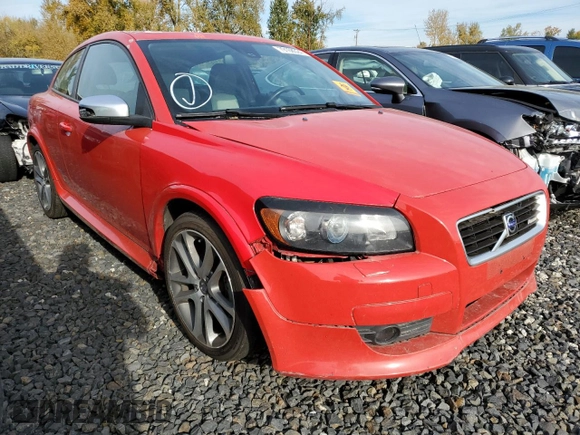 2010 Volvo C30 z VIN YV1672MK5A2182811, wystawiony jako Copart lot #79168524 z przebiegiem Nie podano mil oraz Szkoda całkowita • Salvage title. Historia ofert i sprzedaży dostępna na DreamBid. Obrazek 4.