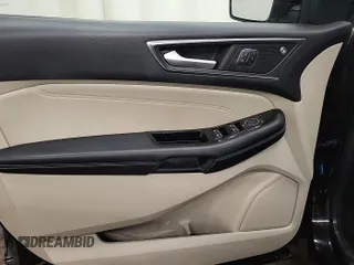 2020 Ford Edge Titanium z VIN 2FMPK3K94LBB37849, wystawiony jako IAAI lot #42240822 z przebiegiem 77 065 mil mil oraz . Historia ofert i sprzedaży dostępna na DreamBid. Obrazek 1.