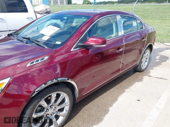 2015 Buick LaCrosse Premium I with VIN 1G4GD5G36FF123352, listed as a IAAI auction lot 42320470 with 124,358 mi miles and . Bid and sale history available at DreamBid. Image 6.