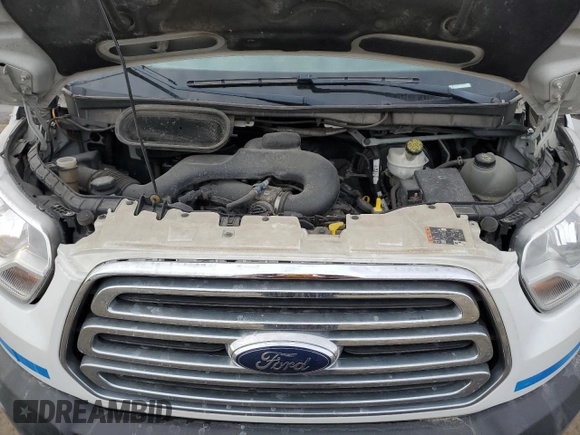 2018 Ford Transit Passenger XL z VIN 1FBAX2CM3JKA97862, wystawiony jako Copart lot #43121545 z przebiegiem 67 592 mil mil oraz Czysty tytuł • Clean title. Historia ofert i sprzedaży dostępna na DreamBid. Obrazek 12.