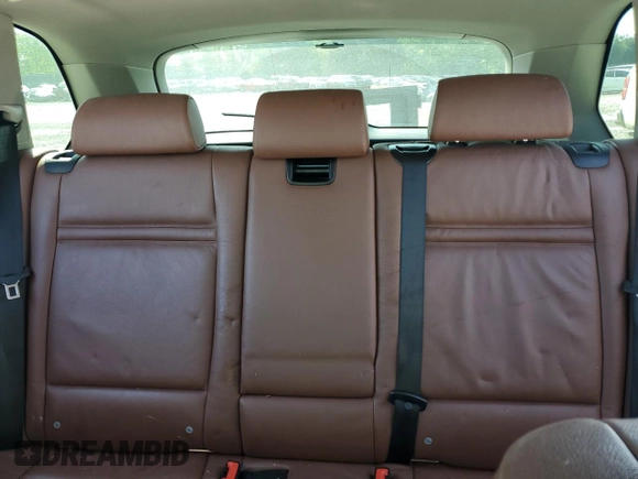 2011 BMW X5 35d с VIN 5UXZW0C58BL369718, выставлен на аукционе Copart как лот 54735695 с пробегом 199 303 миль миль и Списание • Salvage title. История ставок и продаж доступна на DreamBid. Изображение 10.