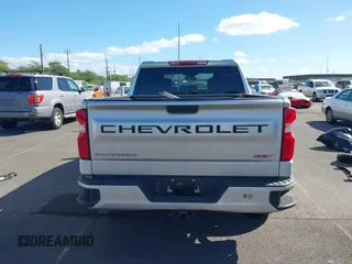 2022 Chevrolet Silverado 1500 RST with VIN 3GCPADED5NG565314, listed as a IAAI auction lot 40979469 with 38,807 mi miles and . Bid and sale history available at DreamBid. Image 16.