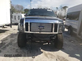 2010 Ford F-350 XL with VIN 1FTWW3BR8AEB39898, listed as a Copart auction lot 43121685 with 249,799 mi miles and Salvage title. Bid and sale history available at DreamBid. Image 5.