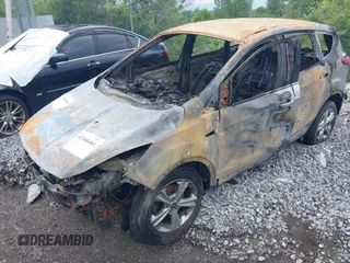 2013 Ford Escape SE z VIN 1FMCU0GX6DUD90875, wystawiony jako IAAI lot #42166461 z przebiegiem Nie podano mil oraz . Historia ofert i sprzedaży dostępna na DreamBid. Obrazek 6.
