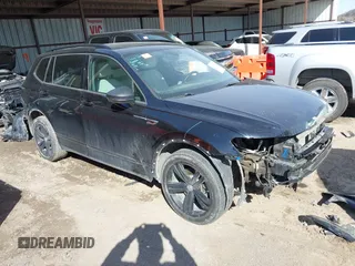 2019 Volkswagen Tiguan SE with VIN 3VV3B7AX2KM075179, listed as a IAAI auction lot 41728654 with 108,388 mi miles and . Bid and sale history available at DreamBid. Image 1.