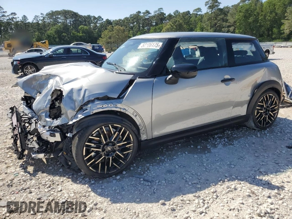 2025 MINI Hardtop Cooper S with VIN WMW23GD00S2W74060, listed as a Copart auction lot 52106175 with 410 mi miles and Salvage Title. Bid and sale history available at DreamBid. Image 1.