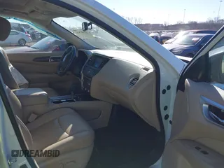 2018 Nissan Pathfinder SV with VIN 5N1DR2MN8JC618011, listed as a IAAI auction lot 41482884 with 113,915 mi miles. Bid and sale history available at carsss.com. Image 5.