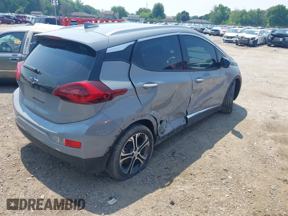 2021 Chevrolet Bolt EV Premier z VIN 1G1FZ6S01M4106836, wystawiony jako IAAI lot #42438764 z przebiegiem 27 894 mil mil oraz . Historia ofert i sprzedaży dostępna na DreamBid. Obrazek 4.