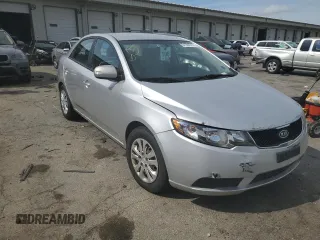 2010 Kia Forte EX z VIN KNAFU4A22A5828445, wystawiony jako Copart lot #51564313 z przebiegiem 114 961 mil mil oraz Szkoda całkowita • Salvage title. Historia ofert i sprzedaży dostępna na DreamBid. Obrazek 4.