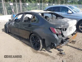 2021 BMW 3 Series 330i с VIN 3MW5R1J04M8C05815, выставлен на аукционе IAAI как лот 42542424 с пробегом Не указан миль и . История ставок и продаж доступна на DreamBid. Изображение 3.