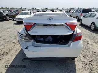 2015 Toyota Camry XLE with VIN 4T1BF1FK9FU112752, listed as a Copart auction lot 52641205 with 117,981 mi miles and Salvage Title. Bid and sale history available at carsss.com. Image 6.