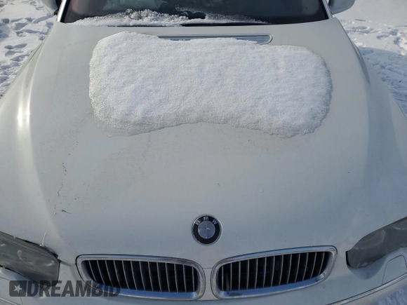 2005 BMW 7 Series 745Li with VIN WBAGN63535DS59721, listed as a Copart auction lot 45388375 with 128,329 mi miles and Salvage title. Bid and sale history available at DreamBid. Image 11.