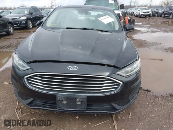 2019 Ford Fusion SE with VIN 3FA6P0HD4KR248841, listed as a IAAI auction lot 41880543 with 87,803 mi miles. Bid and sale history available at carsss.com. Image 12.