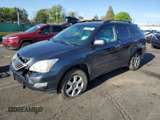 2008 Lexus RX 350 z VIN 2T2HK31U18C057109, wystawiony jako Copart lot #57908325 z przebiegiem 166 915 mil mil oraz Szkoda całkowita • Salvage title. Historia ofert i sprzedaży dostępna na DreamBid. Obrazek 1.