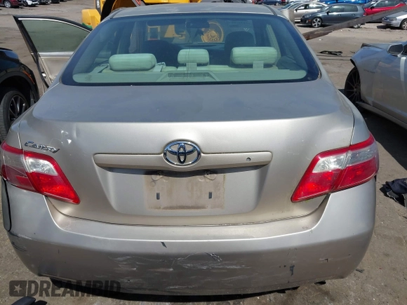 2008 Toyota Camry LE with VIN 4T1BE46K28U737985, listed as a IAAI auction lot 41834769 with 140,353 mi miles. Bid and sale history available at carsss.com. Image 16.