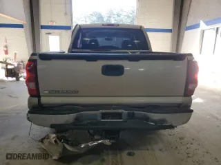 2006 Chevrolet Silverado 1500 LT1 with VIN 2GCEC13T661127499, listed as a Copart auction lot 46291415 with 236,146 mi miles and Salvage Title. Bid and sale history available at carsss.com. Image 6.