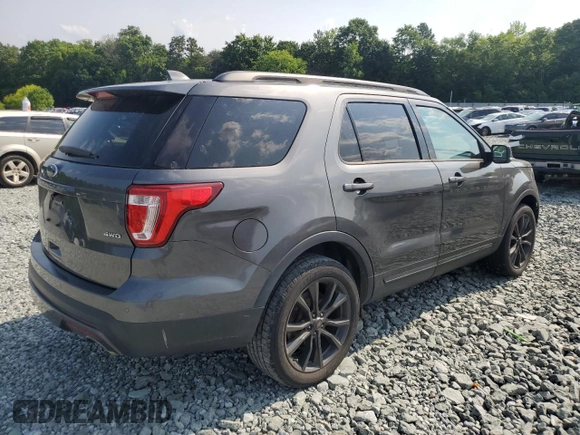 2017 Ford Explorer XLT с VIN 1FM5K8D8XHGD33836, выставлен на аукционе Copart как лот 57599405 с пробегом 125 215 миль миль и Списание • Salvage title. История ставок и продаж доступна на DreamBid. Изображение 3.