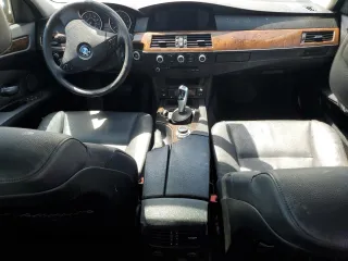 2010 BMW 5 Series 528i xDrive z VIN WBANV1C50AC442987, wystawiony jako Copart lot #58210855 z przebiegiem 138 710 mil mil oraz Szkoda całkowita • Salvage title. Historia ofert i sprzedaży dostępna na DreamBid. Obrazek 8.