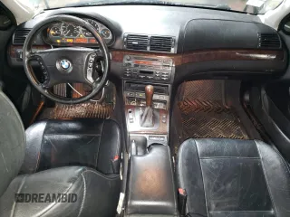 2004 BMW 3 Series 330xi with VIN WBAEW53434PN32952, listed as a Copart auction lot 44027245 with 128,785 mi miles and Salvage Title. Bid and sale history available at carsss.com. Image 8.