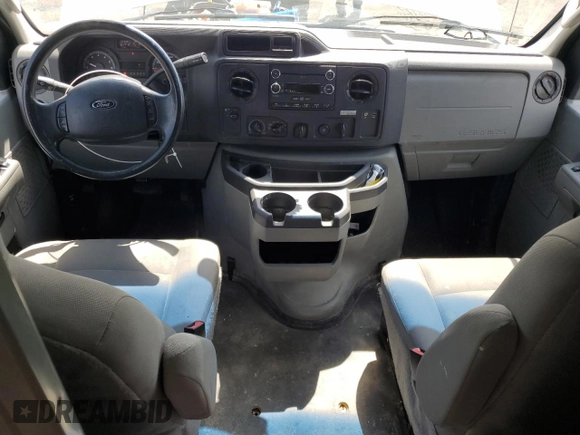 2014 Ford Econoline Cargo Commercial with VIN 1FTNE2EW3EDA33705, listed as a Copart auction lot 60919935 with 174,371 mi miles and Salvage title. Bid and sale history available at DreamBid. Image 8.