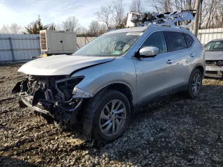 2014 Nissan Rogue S z VIN 5N1AT2MV5EC864671, wystawiony jako Copart lot #42804665 z przebiegiem 53 195 mil mil oraz Szkoda całkowita • Salvage title. Historia ofert i sprzedaży dostępna na DreamBid. Obrazek 1.