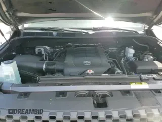 2019 Toyota Tundra SR5 с VIN 5TFEY5F10KX244690, выставлен на аукционе Copart как лот 58535835 с пробегом 107 264 миль миль и Списание • Salvage title. История ставок и продаж доступна на DreamBid. Изображение 13.