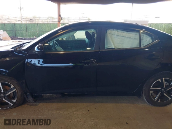 2024 Nissan Sentra SV z VIN 3N1AB8CV7RY281837, wystawiony jako IAAI lot #41661828 z przebiegiem 4 433 mil mil oraz . Historia ofert i sprzedaży dostępna na DreamBid. Obrazek 14.