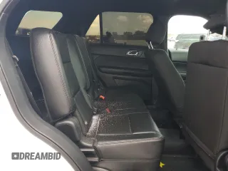 2016 Ford Police Interceptor Utility z VIN 1FM5K8AR9GGC35764, wystawiony jako Copart lot #54386065 z przebiegiem Nie podano mil oraz Szkoda całkowita • Salvage title. Historia ofert i sprzedaży dostępna na DreamBid. Obrazek 11.