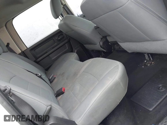 2015 Ram 1500 Express z VIN 1C6RR7KT5FS586308, wystawiony jako IAAI lot #41458063 z przebiegiem 160 492 mil mil oraz . Historia ofert i sprzedaży dostępna na DreamBid. Obrazek 8.