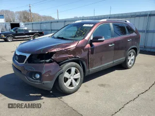 2013 Kia Sorento EX with VIN 5XYKU3A60DG343229, listed as a Copart auction lot 52210945 with 193,362 mi miles and Salvage Title. Bid and sale history available at carsss.com. Image 1.