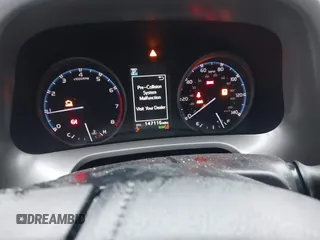 2018 Toyota RAV4 XLE with VIN 2T3RFREV2JW717351, listed as a IAAI auction lot 41576522 with 147,116 mi miles. Bid and sale history available at carsss.com. Image 7.