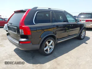 2009 Volvo XC90 with VIN YV4CF982591518633, listed as a IAAI auction lot 42462232 with 152,102 mi miles and . Bid and sale history available at DreamBid. Image 4.