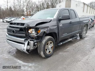 2014 Toyota Tundra 4WD Truck SR with VIN 5TFUY5F18EX366634, listed as a IAAI auction lot 41683505 with 86,215 mi miles. Bid and sale history available at carsss.com. Image 17.