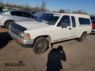 1994 Toyota 2WD Pickups DX with VIN JT4RN93P5R5096553, listed as a Copart auction lot 42378515 with 221,208 mi miles and Clean Title. Bid and sale history available at carsss.com. Image 1.