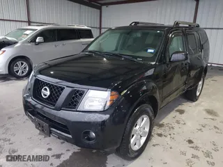 2011 Nissan Pathfinder LE with VIN 5N1AR1NB8BC633188, listed as a IAAI auction lot 41608356 with 128,377 mi miles. Bid and sale history available at carsss.com. Image 2.