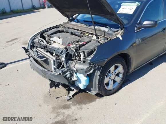 2015 Chevrolet Malibu LS with VIN 1G11A5SL5FF121529, listed as a IAAI auction lot 41823718 with 85,616 mi miles. Bid and sale history available at carsss.com. Image 6.