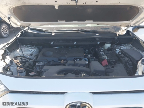 2022 Toyota RAV4 XLE with VIN 2T3W1RFV8NW192785, listed as a IAAI auction lot 41694815 with 28,906 mi miles. Bid and sale history available at carsss.com. Image 10.