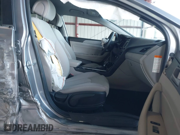 2016 Hyundai Sonata Hybrid SE with VIN KMHE24L19GA041755, listed as a IAAI auction lot 41836917 with 109,863 mi miles. Bid and sale history available at carsss.com. Image 5.