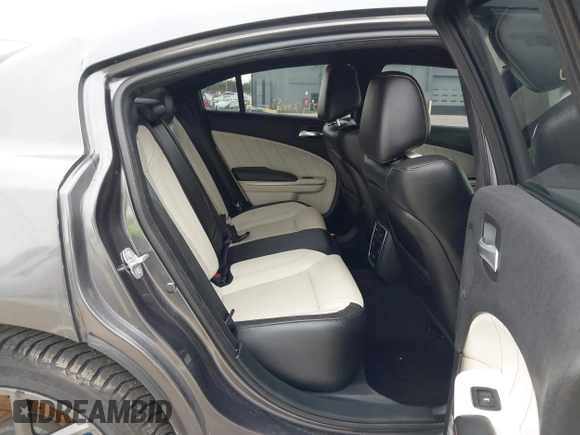 2018 Dodge Charger SXT Plus with VIN 2C3CDXHG0JH217495, listed as a IAAI auction lot 41998783 with 58,247 mi miles and . Bid and sale history available at carsss.com. Image 8.