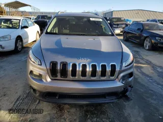 2014 Jeep Cherokee Latitude with VIN 1C4PJLCB5EW225528, listed as a Copart auction lot 41489995 with 172,391 mi miles and Salvage Title. Bid and sale history available at carsss.com. Image 5.