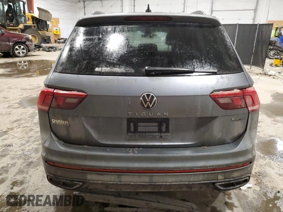 2022 Volkswagen Tiguan SE R-Line Black with VIN 3VV8B7AX3NM095130, listed as a Copart auction lot 88801635 with 49,465 mi miles and Salvage Title. Bid and sale history available at DreamBid. Image 6.