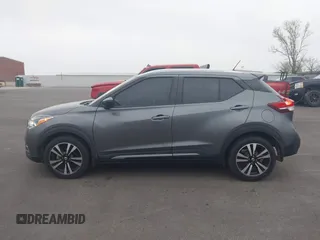 2019 Nissan Kicks SR with VIN 3N1CP5CU1KL506188, listed as a IAAI auction lot 41939449 with 15,926 mi miles. Bid and sale history available at carsss.com. Image 14.