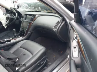 2019 Infiniti Q50 Luxe z VIN JN1EV7AP6KM512713, wystawiony jako IAAI lot #42151445 z przebiegiem Nie podano mil oraz . Historia ofert i sprzedaży dostępna na DreamBid. Obrazek 5.