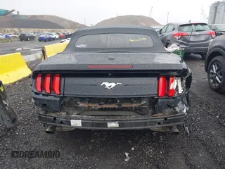 2020 Ford Mustang EcoBoost z VIN 1FATP8UH7L5131625, wystawiony jako IAAI lot #42295906 z przebiegiem 74 572 mil mil oraz . Historia ofert i sprzedaży dostępna na DreamBid. Obrazek 15.